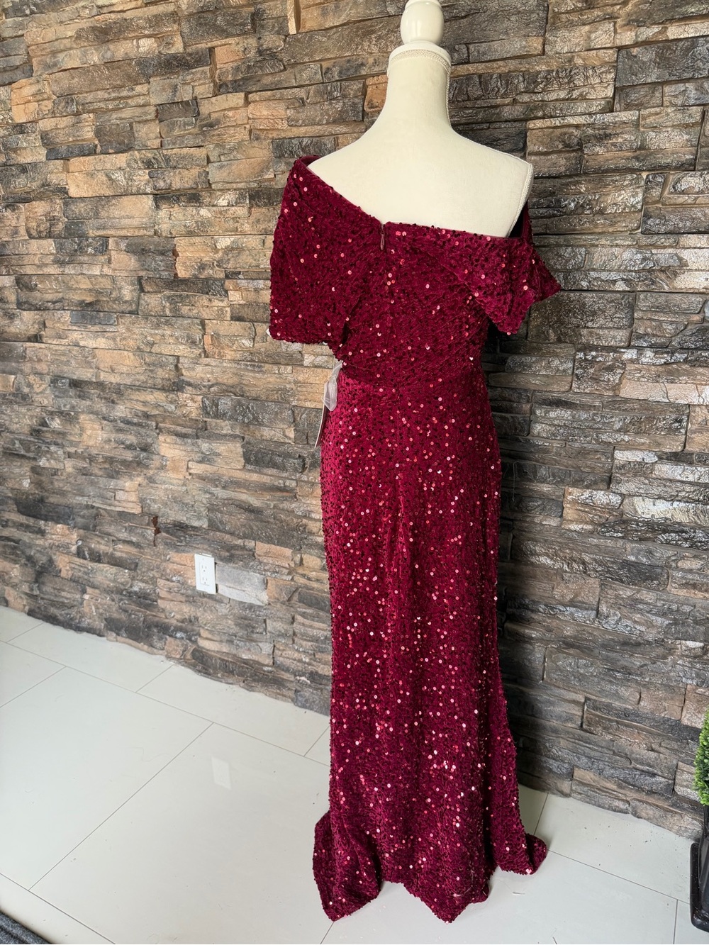 Elegant Sequin Off-Shoulder Evening Gown - Burgundy - Picture 3 of 11